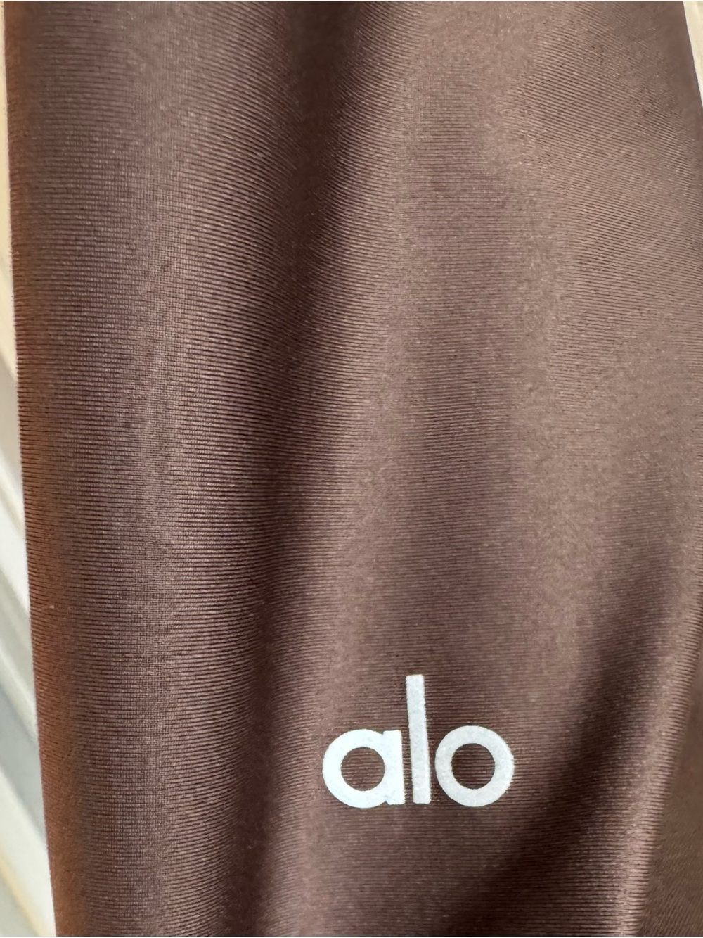 ALO Yoga Chocolate Brown Airlift High-Rise Elongated Leggings - Size M - Picture 4 of 6